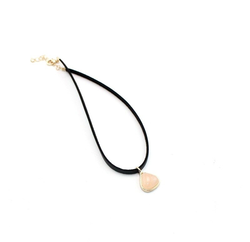 CHICVIE 2021 Women Jewelry Black Short Leather Cord Accessories Drop Shape Natural Stone Charm Pendant Chain Necklaces SNE170057
