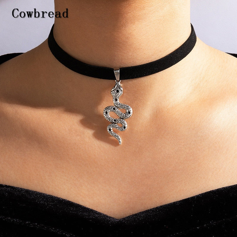 COWBREAD Sexy Snake Necklace for Women Animal Choker Adjustable Bouncy Necklace Women's Neck Chain Pendant Jewelry
