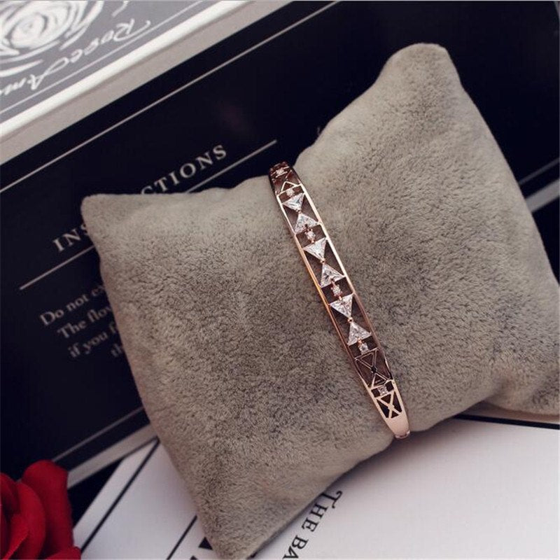 AAAA+ Zircon Bowknot Bangles&Bracelets Women Luxurious Bangles Female Valentine Fine Jewelry Gifts Gold&Silver