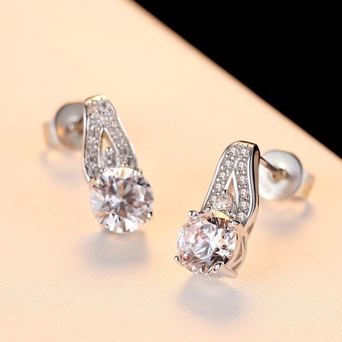 Trendy Korean Style 925 Sterling Silver Earrings Jewelry Of Silver High Quality Hearts& Arrows Cubic Zirconia Jewelry