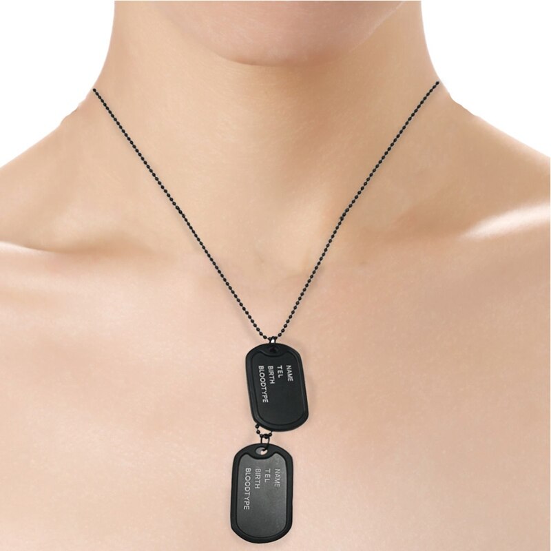 Cadena de eslabones estilo militar para hombre, colgante con letras de cuatro filas, doble fila, color negro