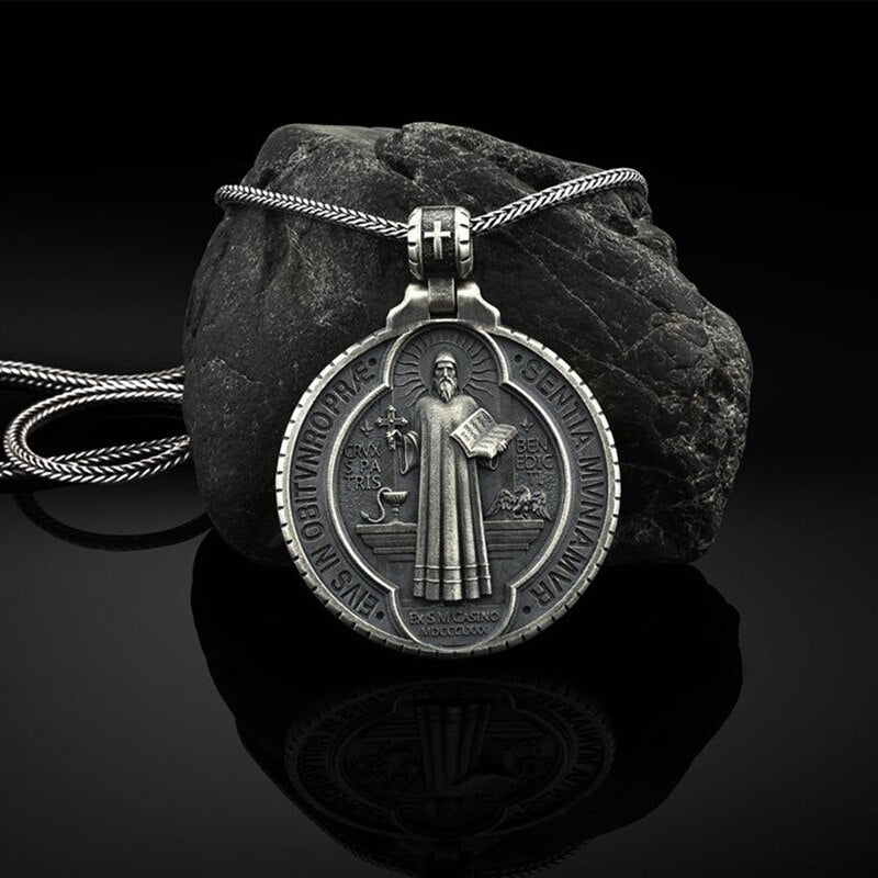 Catholic priest pendant necklace Christian religion chain necklace men's retro tag hip hop jewelry