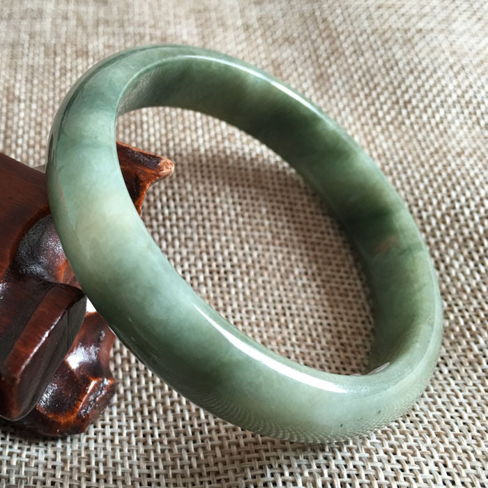 Certified Grade A Genuine Natural Green Jadeite stone Bracelet Bangle