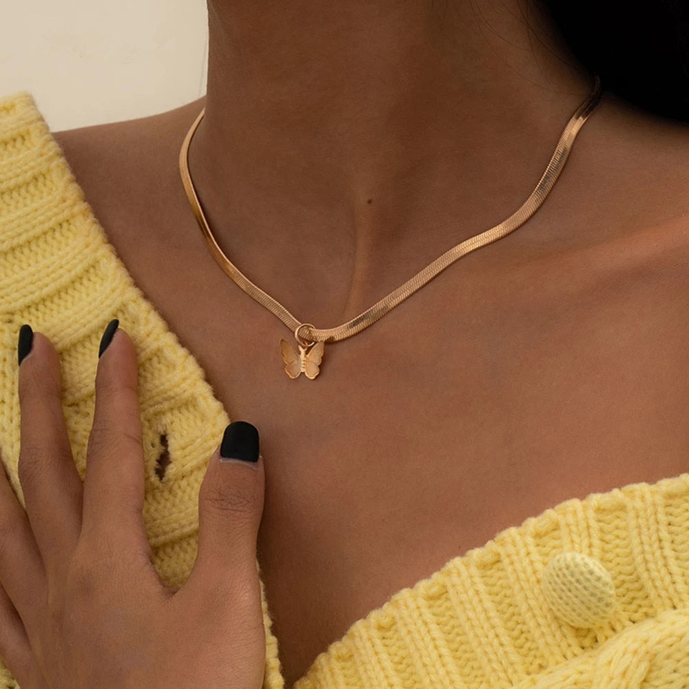 Charm Women Snake Chain Choker Necklace 2021 Trend Butterfly Pendant Necklace Chain on Neck Clavicle Chain Chocker Jewelry Party