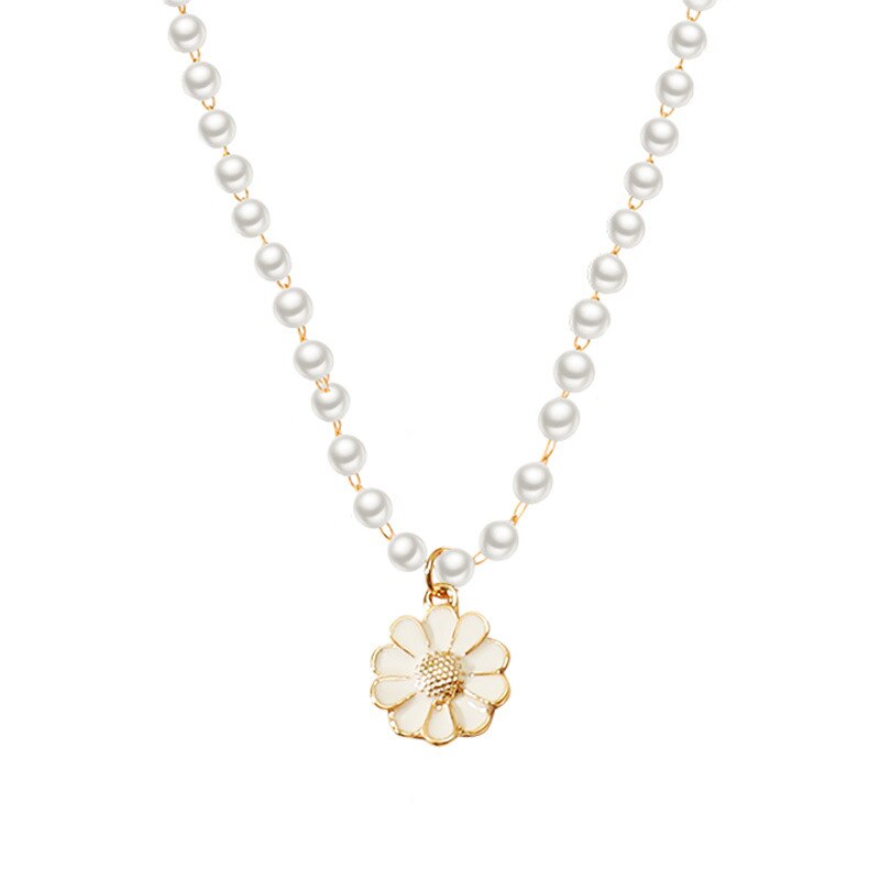 Cherry Small Daisy Colorful Flowers Butterfly Neck Chain Imitation Pearl Rhinestone Clavicle Necklaces for Women Popular Jewelry