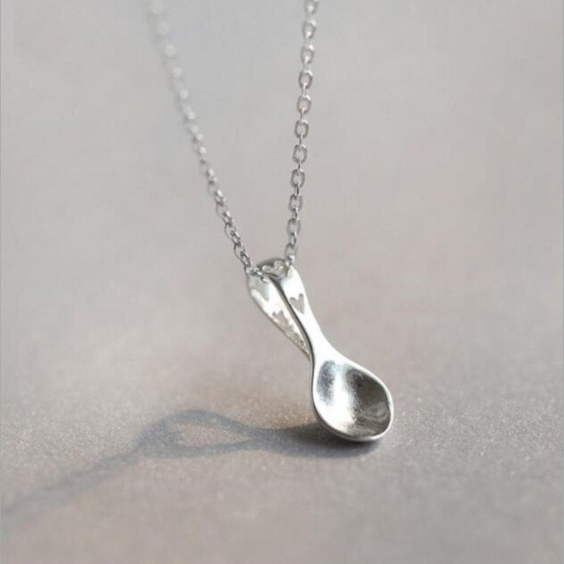 Chinese Style Cute Little Spoon Love Hollow 925 Sterling Silver Jewelry Female Clavicle Chain Pendant Necklace H162