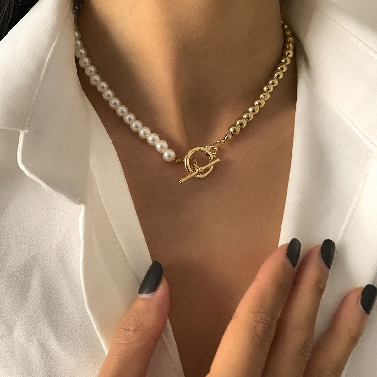 Classic Imitation Pearl Strand Choker Necklace White Gold Silver Color Beads Chain OT Lariat Clavicle Collar Necklace Jewelry