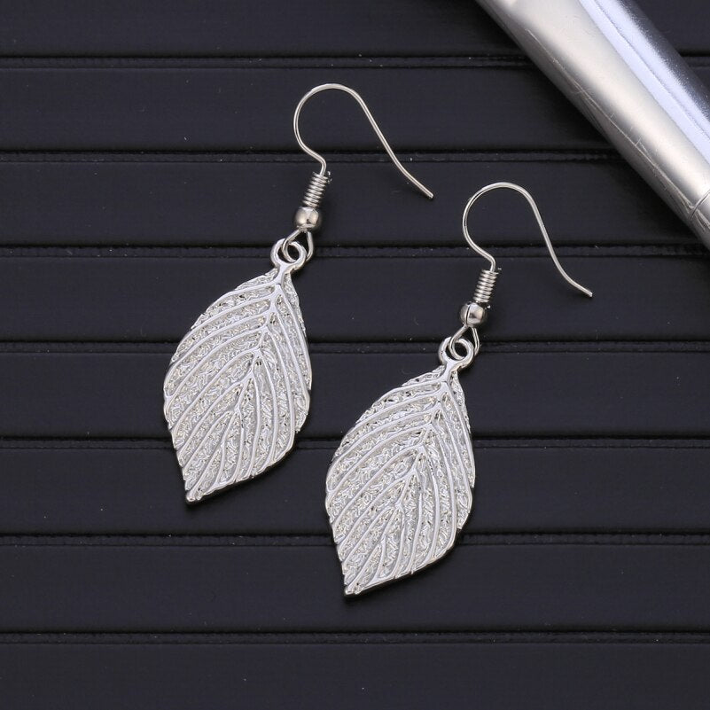 Classic Leaf Drop Earrings for Women Trendy Vintage Long Pendant Dangler Silvery Rose Gold Earring Gift for Girl Jewelry