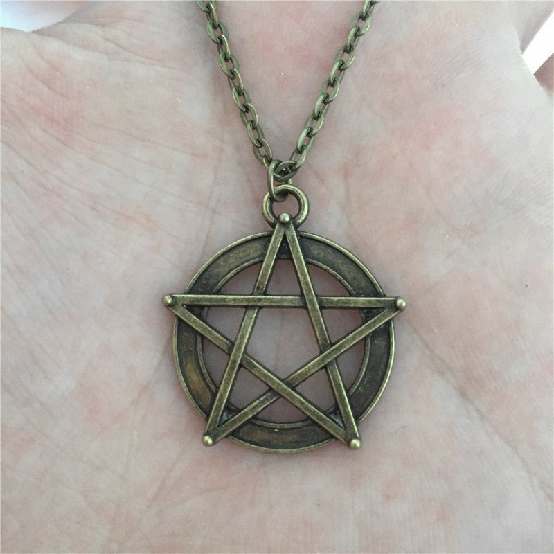 Classic Supernature Star Collier Femme Retro Bronze Silver Pentacle Pentagram Pendant Necklace for Women Men Punk Stars Jewelry