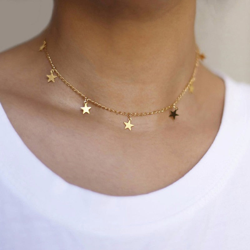 Colgante de estrella para Collar de clavícula para mujer, gargantilla de Metal de Color dorado y plateado, joyería para el cuello