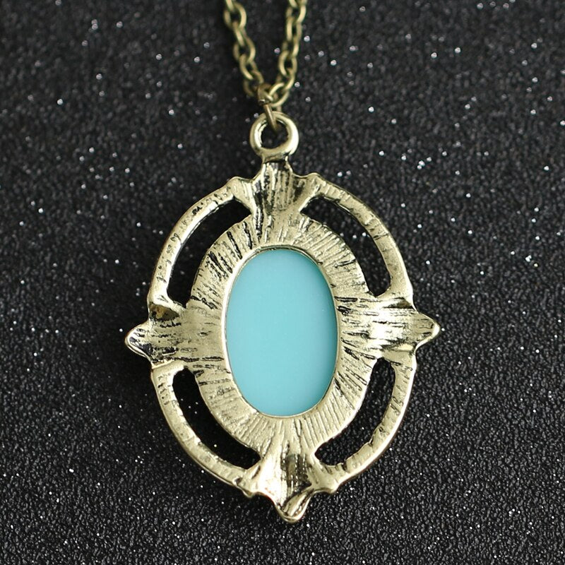 Collar de Aries de los vampiros, colgante de cabeza de belleza Vintage, joyería Retro de moda para hombres y mujeres, venta al por mayor