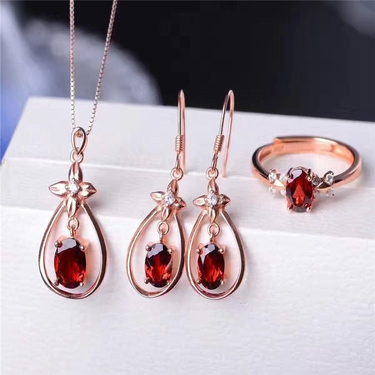 Color jewelry Natural Garnet Necklace Earrings Ring Pendant Jewelry Set Jewelry 925 silver inlaid jewelry