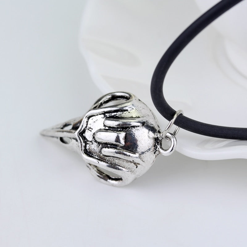 Cosplay Movie Jewelry Vintage Bird Skull Pendant Raven Bellatrix Crow Lestrange Necklace Gothic Style for Men Women Gift