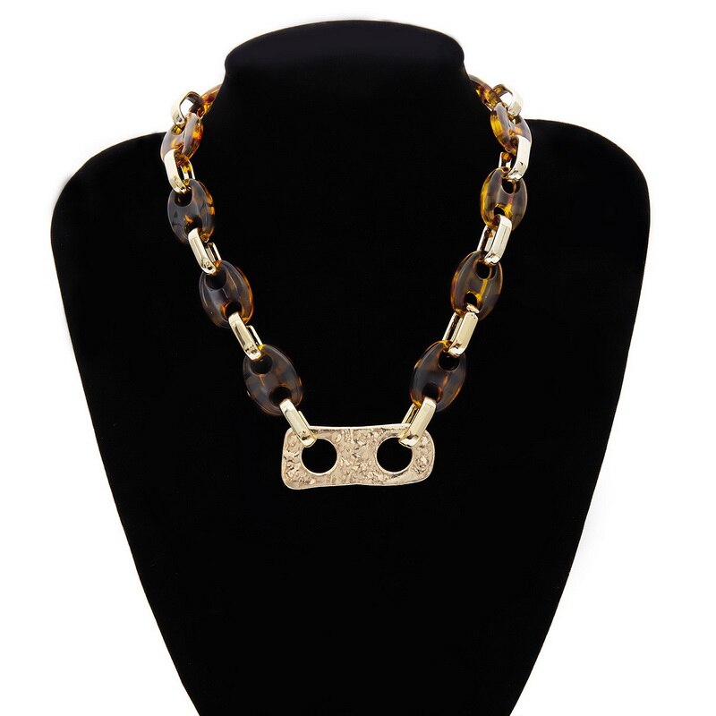 Creative Exaggerated Acrylic Thick Chain Geometric Pendant Choker Necklace Women Vintage Pig Snout Clavicle Necklace Jewelry