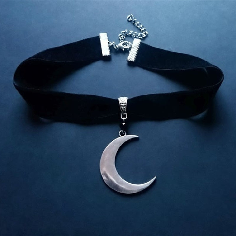 Crescent Moon Choker Thick Black Velvet With Jewelry large Charm Gothic Witchy Punk Creative Gift Pendant 2021 New