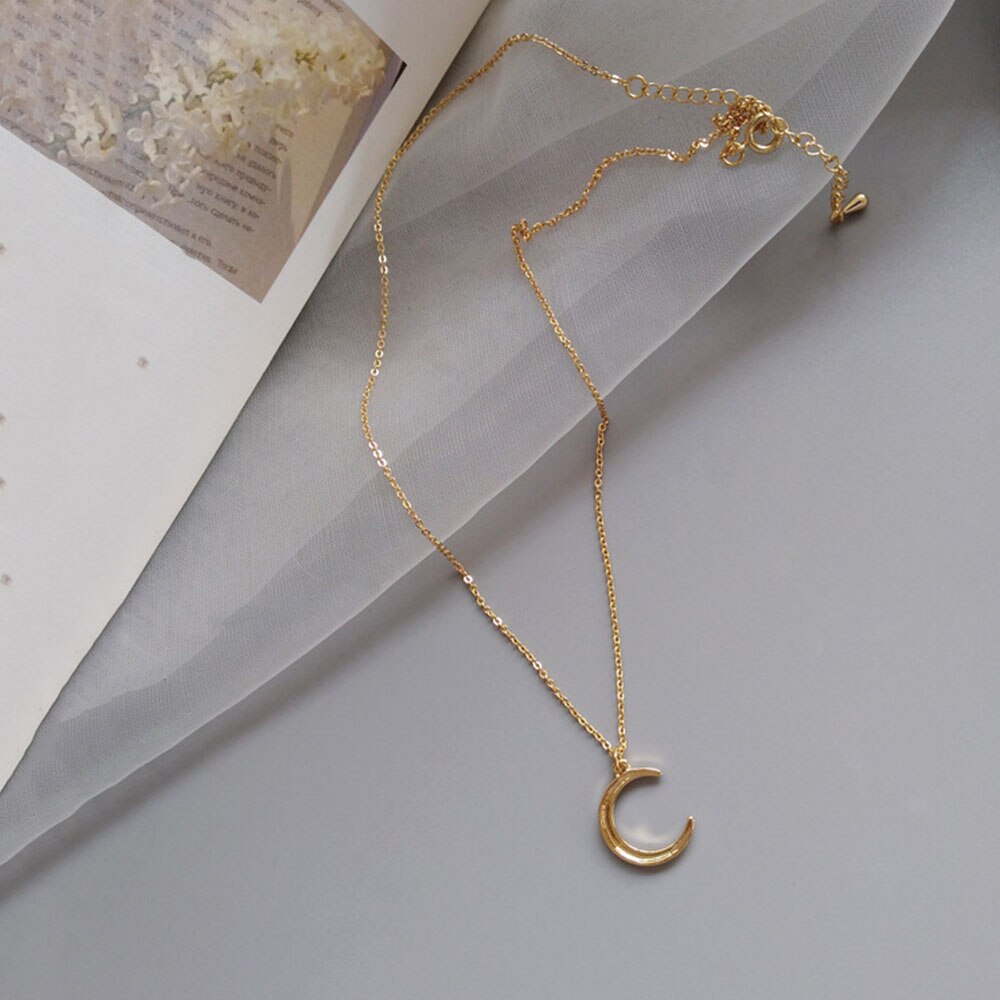 Crescent Moon Pendants Necklaces Simple Jewelry For Women Gold Color Clavicle Chain Collares Collier Femme