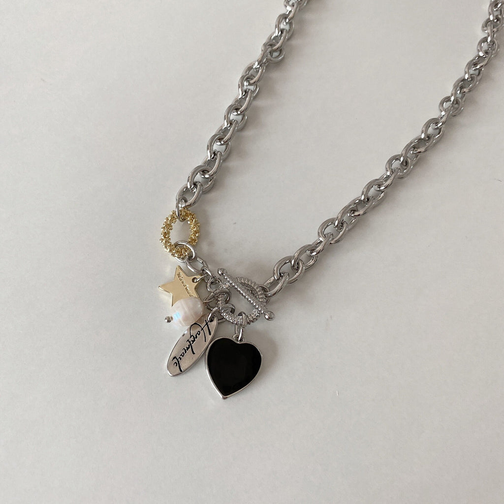 Cross Border Necklace INS Cold Style Contrast Color Love Buckle  Trendy High-Grade Choker Chain for Women