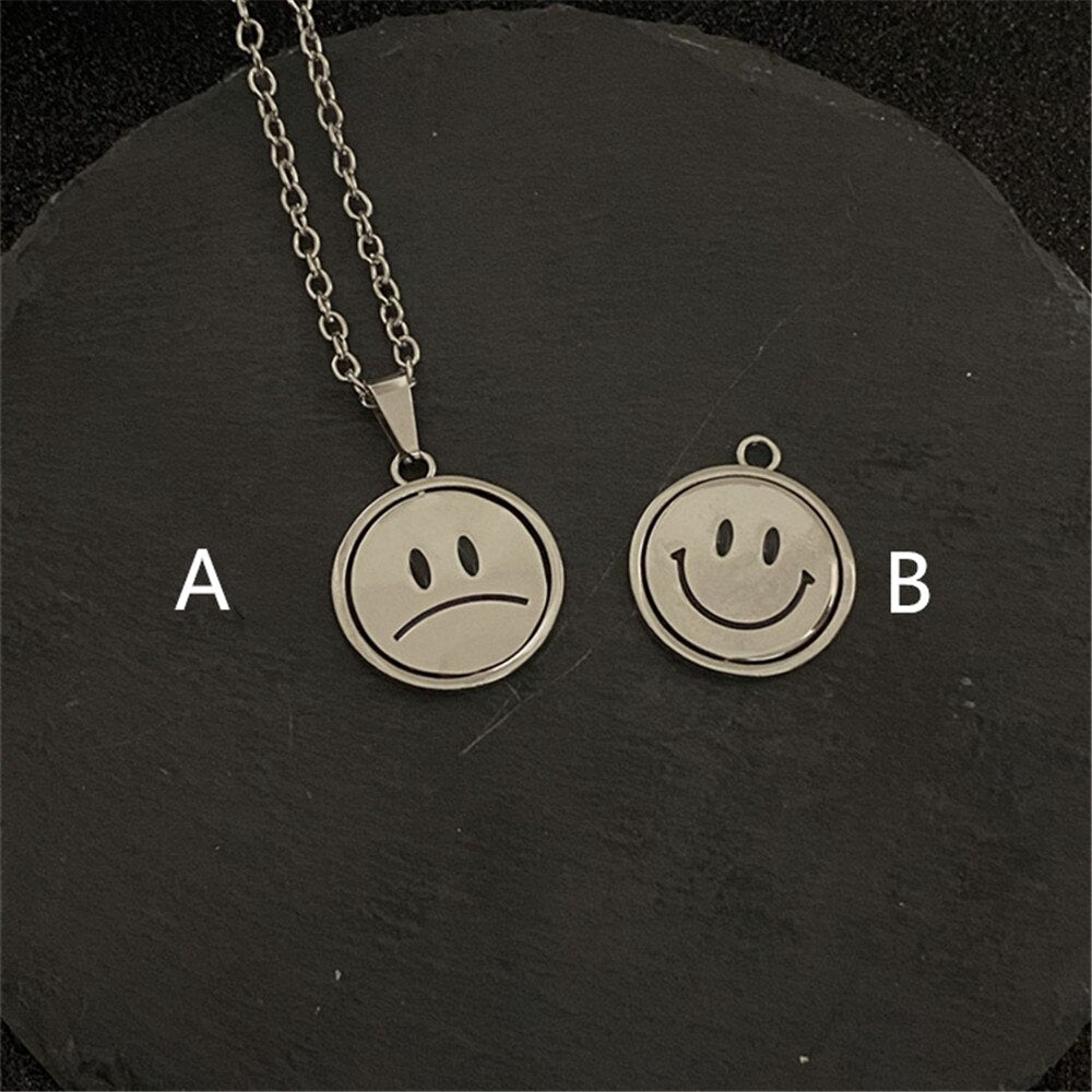 Cute Double-sided Rotating Smiley Face Pendants & Necklace Women Simple Design Silver Color Smiling Faces Choker Jewelry A976
