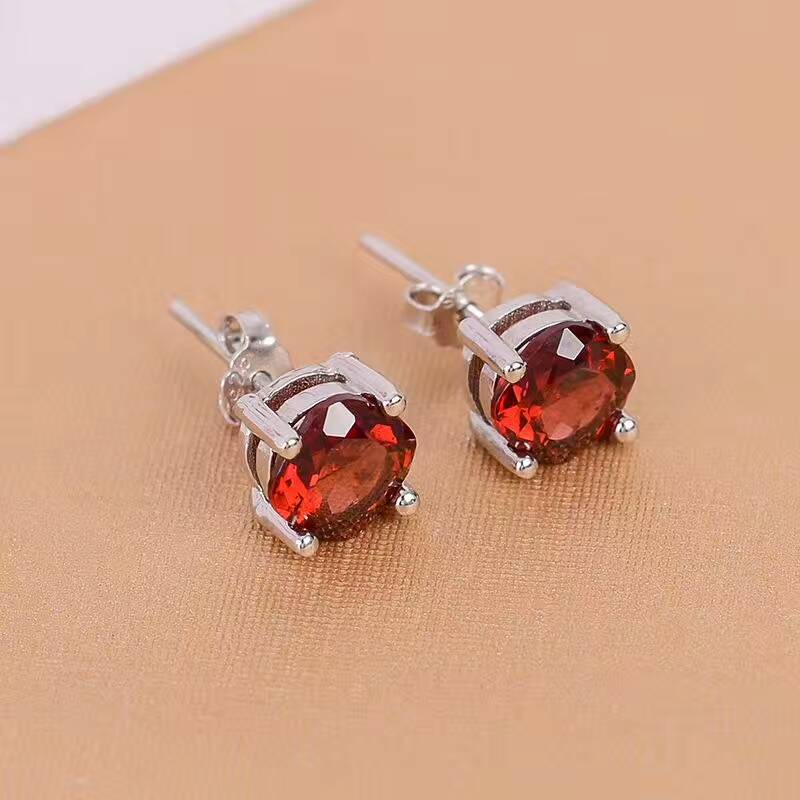 Cute wine red garnet stud earrings 6mm round brilliant natural garnet silver earrings solid 925 silver garnet stud earrings girl