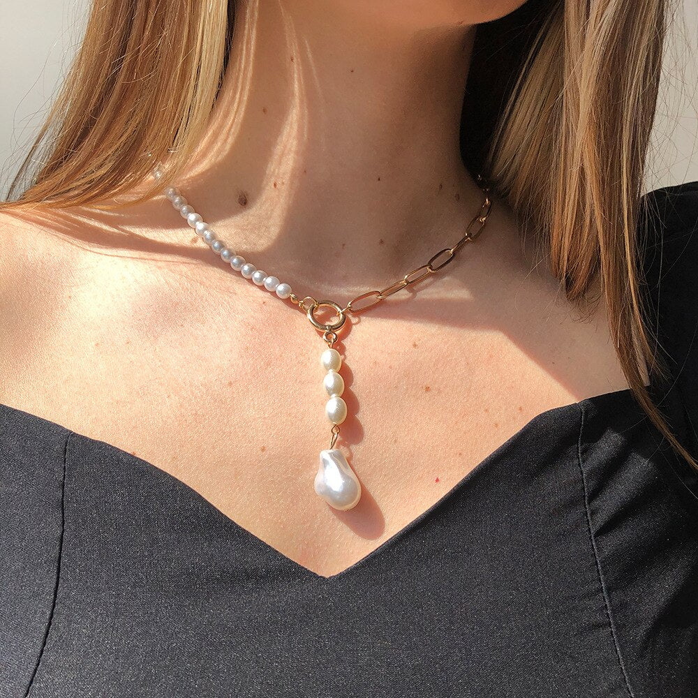 DIEZI Elegant Baroque Imitation Pearl Choker Necklace For Women Party Gift Vintage Key Chain Short Necklace Jewelry Girls Gift