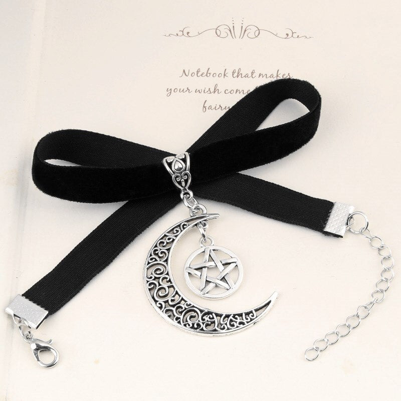 Dark Goth Moon Pentagram Pendant Chokers Necklace Witchy Velvet Necklaces Pagan Witchcraft For Women Mystical Jewelry