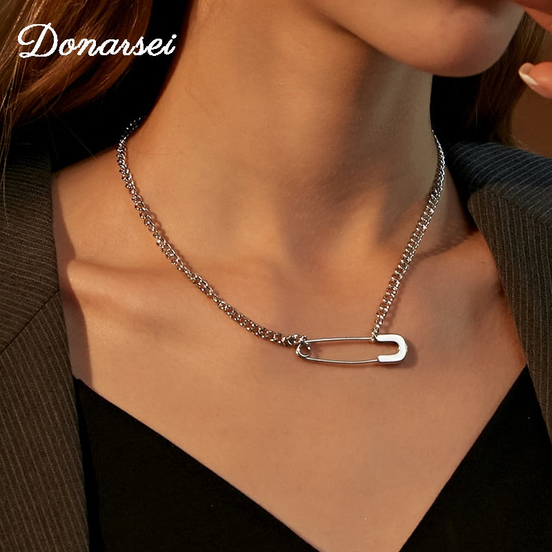 Donarsei Creative Safety Pin Chokers Necklace For Women Personality Paperclip Clavicle Chain Jewelry Gift