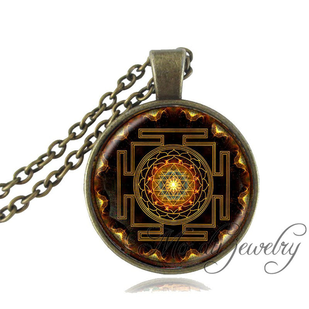 Drop shipping Fashion Buddhist Sri Yantra Pendant Necklace Sacred Geometry Sri Yantra Jewelry, Jewelry