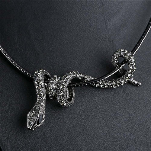 Necklaces Snake Choker Necklaces For Women Trendy Style Necklace Pendants High Quantity Jewelry Crystal Necklace Jewelry