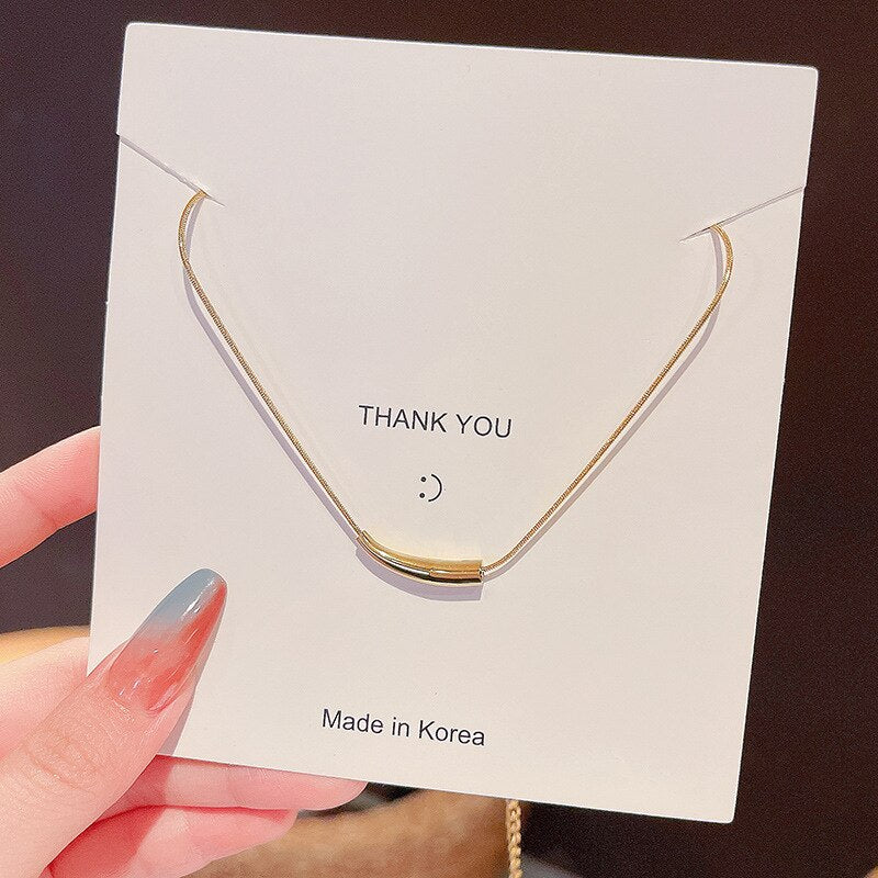 Elegant Metal Arc Pendant Necklace for Women Trendy Titanium Steel Clavicle Chain Female Jewelry Delicate Choker Torques