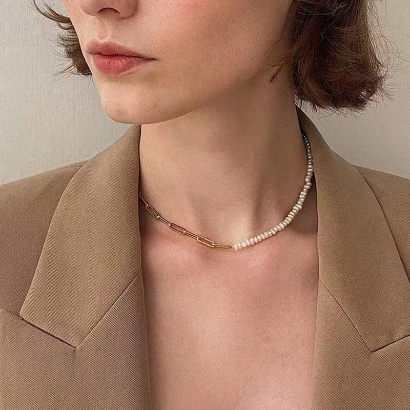 Elegant Natural Freshwater Irregular Pearl Necklace for Women Gold Chunky Link Chain Asymmety Chokers Stitching Charm Jewelry