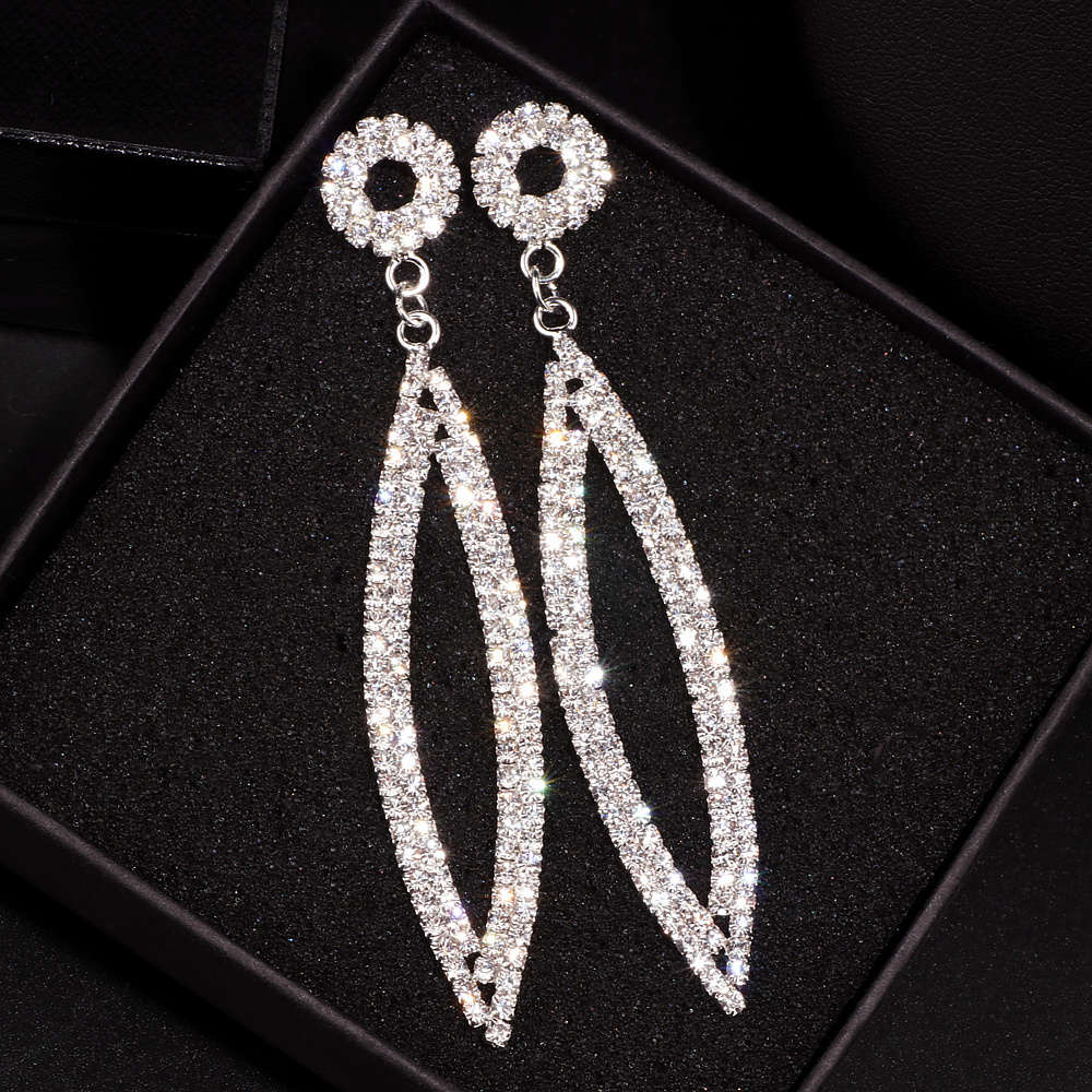 Elegant Wedding Accessories Jewelry Silver Color Crystal Long Earrings Sparkling Big Drop Dangle Earrings For Women Brides E1749