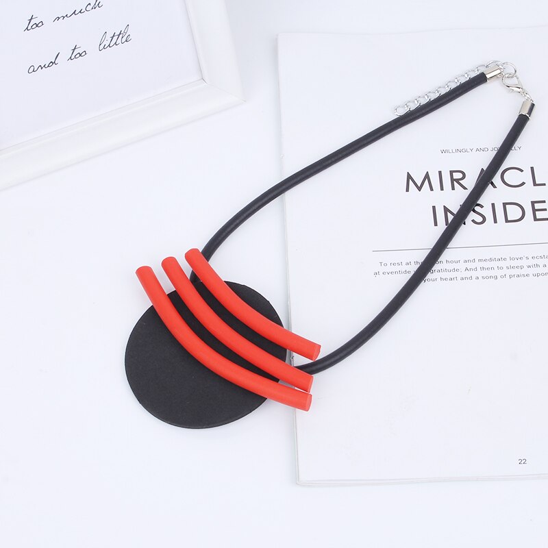Ethnic Women Neck Chain Handmade Big Round Pendant Large Necklace 2021 Trend Minimalist Jewelry Body Accessories Red Necklace