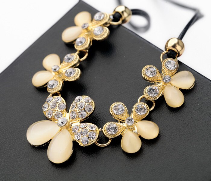 Euro-American Style Women Statement Long Necklace Sweater chain Long Chain Vintage Big Resin Gem Charm Handmade Accessories