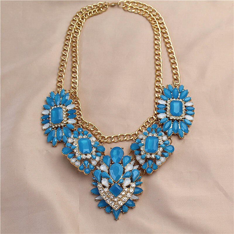 Europe and the United States heavy industry ablaze color crystal big money tide exaggerated female necklace