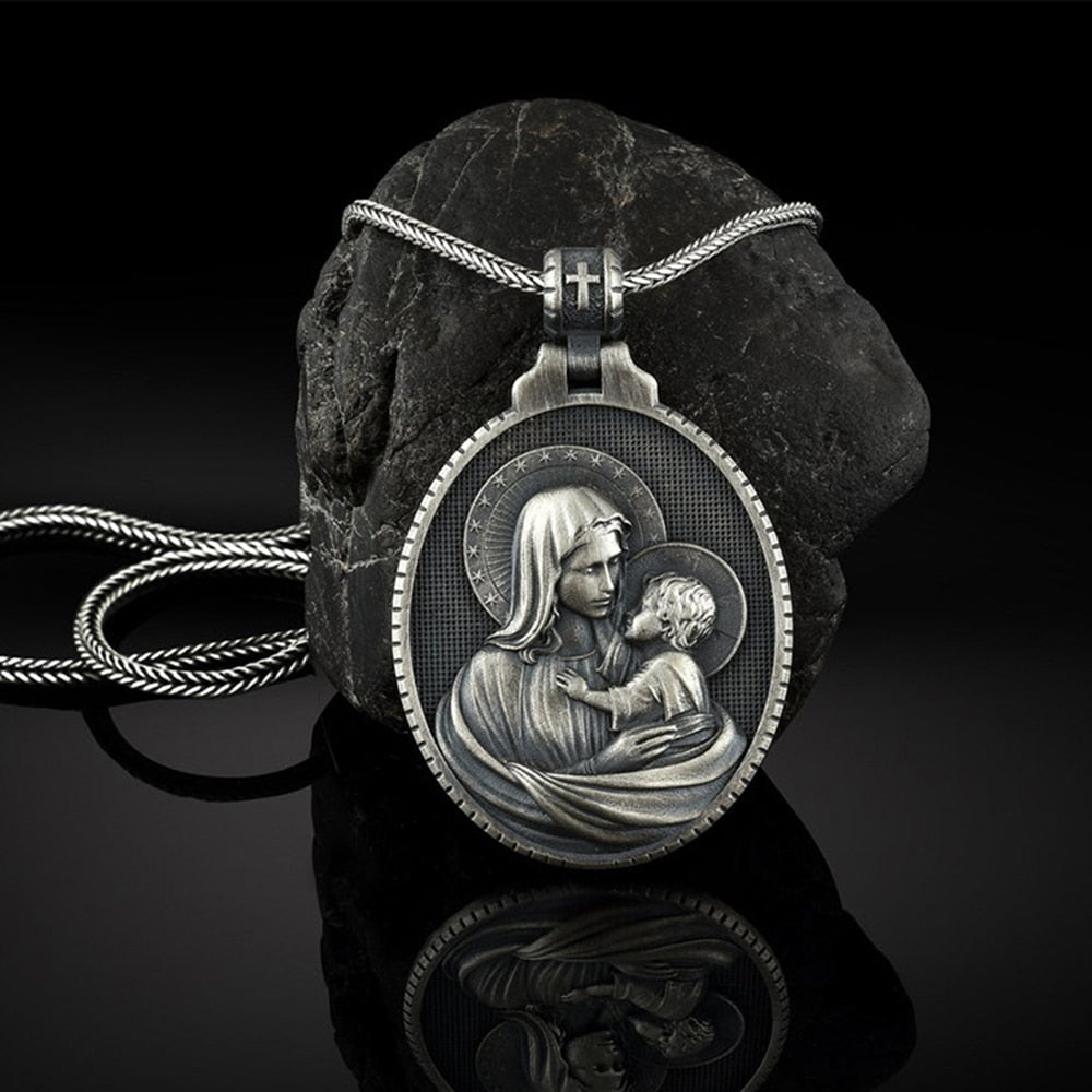 European and American style God Pendant Christian Necklace Vintage Virgin Mary Embracing Baby Jesus Commemorative Medal