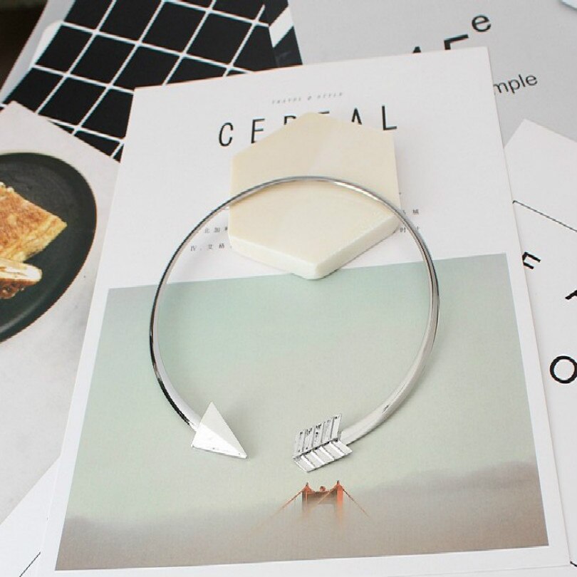 European jewelry punk retro alloy necklace colorful exaggerated necklace collar female elegant large necklace low price