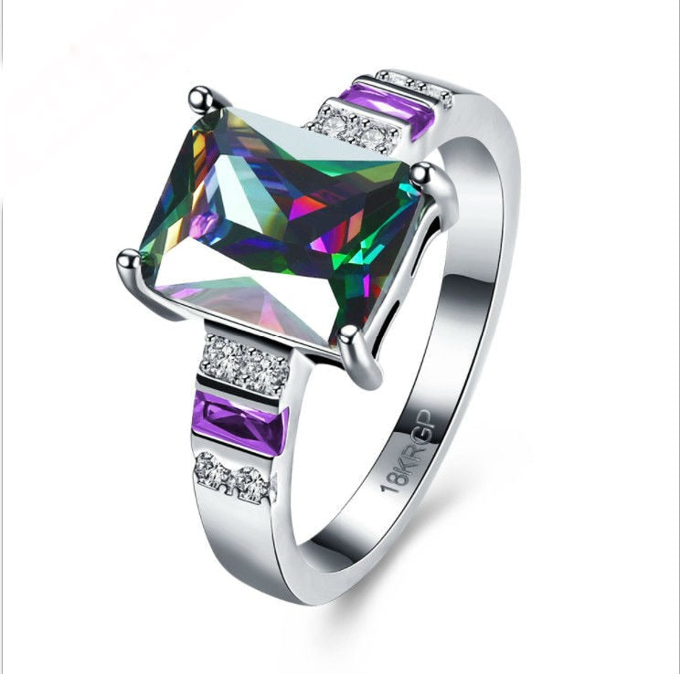 European high-quality Crystal from Swarovski Simple Exquisite lace hollow silver lace Couple rings fashion jewelry jewelry