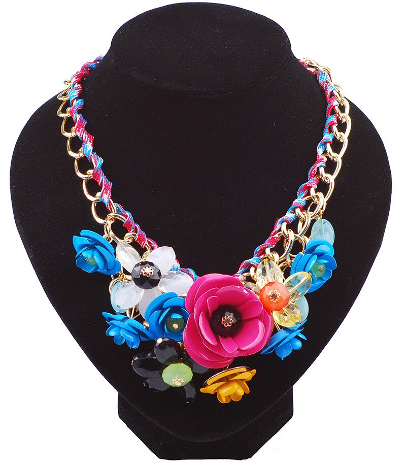 Exaggerated Handmade Colorful Crystal Flower Necklace Retro Women Collar Clavicle Chain Choker Bib Statement Necklace Accessory