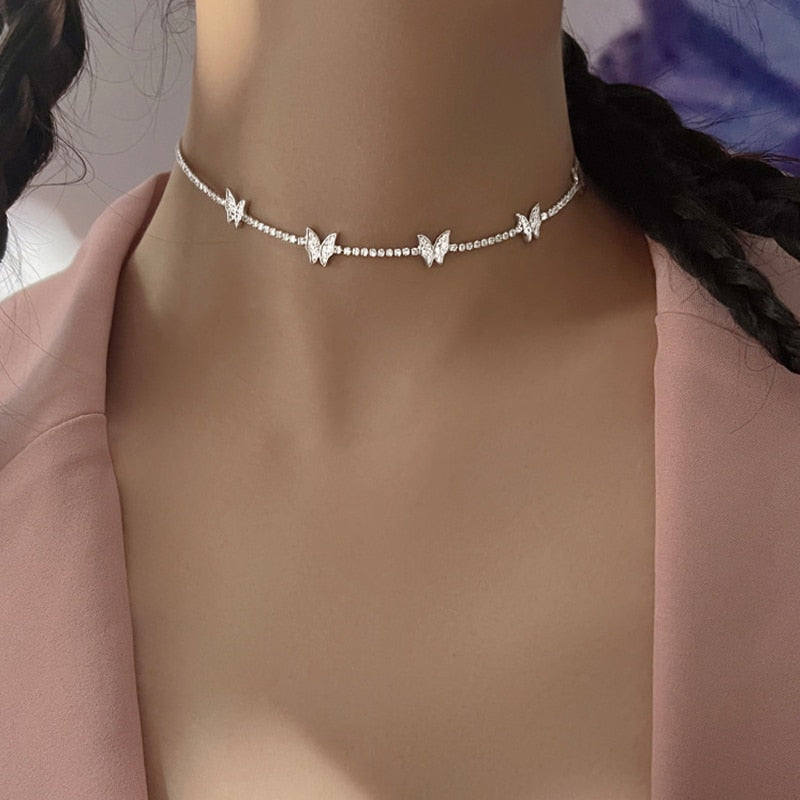 Exquisite 925 Sterling Silver Flash Diamond Butterfly Necklace Glowing Necklace Ladies Personalized Jewelry Wedding Accessories