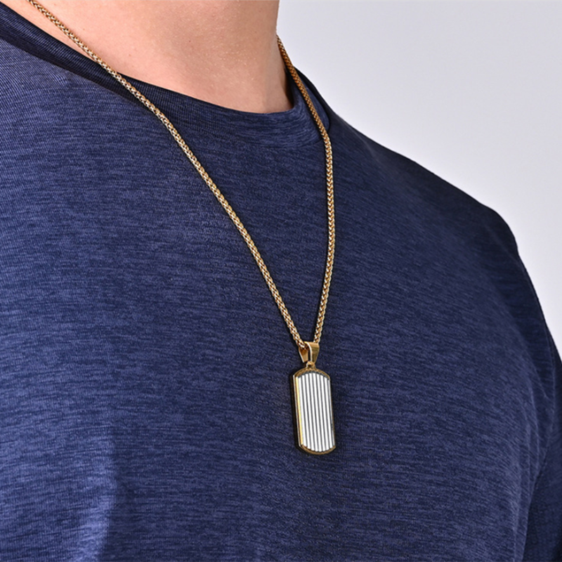 EyeYoYo Titanium Steel Personality Military Pendants Domineering Glossy Military Medal Necklaces Men's American Soldiers Listed