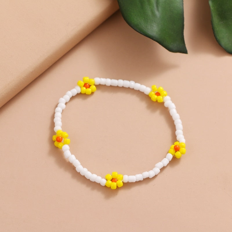 FAMSHIN  Korean Flowers Daisy Bracelets Transparent Colorful Beaded Handmade Elastic Wristband For Women 2021 Trend Jewelry