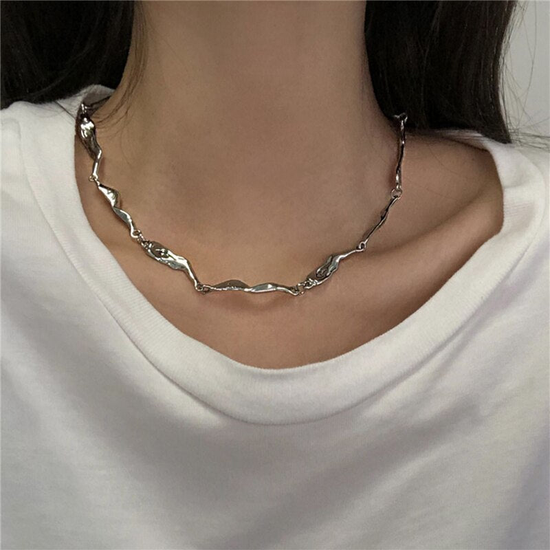 FFLACELL Metal Wave Clavicle Chain Irregular Geometric Hollow Cross Necklace Female Party Accessories