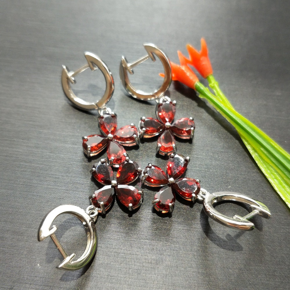 FLZB , Simple Jewelry Earring in 925 Sterling Silver with 8pcs pear 4*6mm Natural Garnets Lucky flower design trendy jewelry