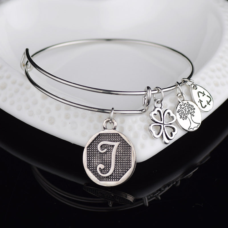 Factory American Expandable Bracelet Diameter Metallic Silver Plated A-Z Initial Letter Charm Bracelet Adjustable Wire Bangle