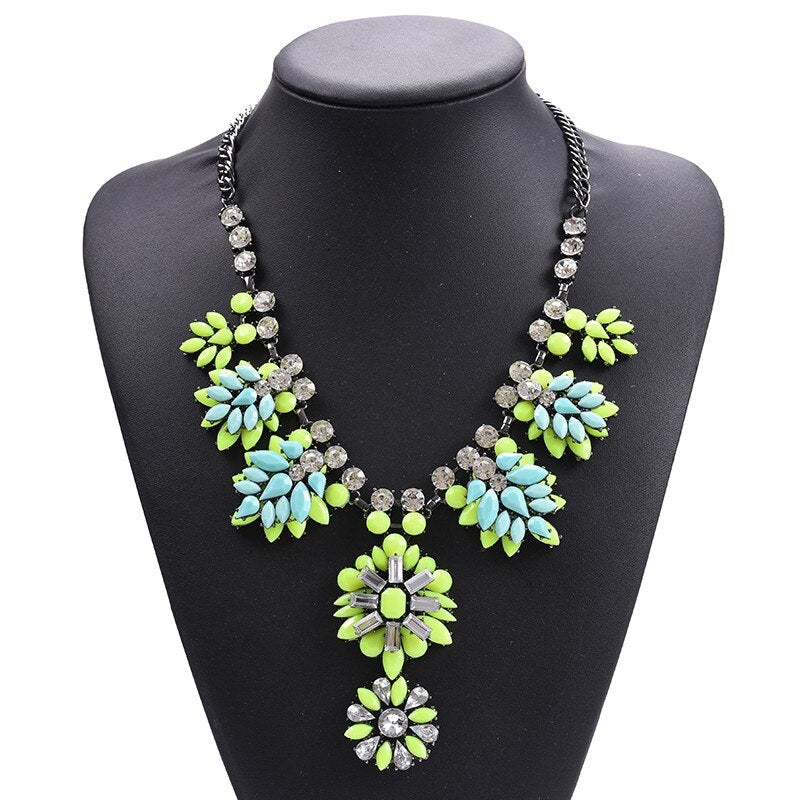 Acrylic Flowers Statement Choker Necklace Women Bohemian Ethnic Tribal Pendants Necklaces Femme Jewelry Vintage Necklace