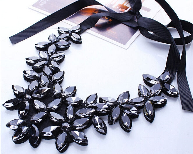 Fashion European Big Rhinestone Crystal Flowers Pendants Choker Necklaces Black Ribbon Chain Statement Bib Necklaces For Women