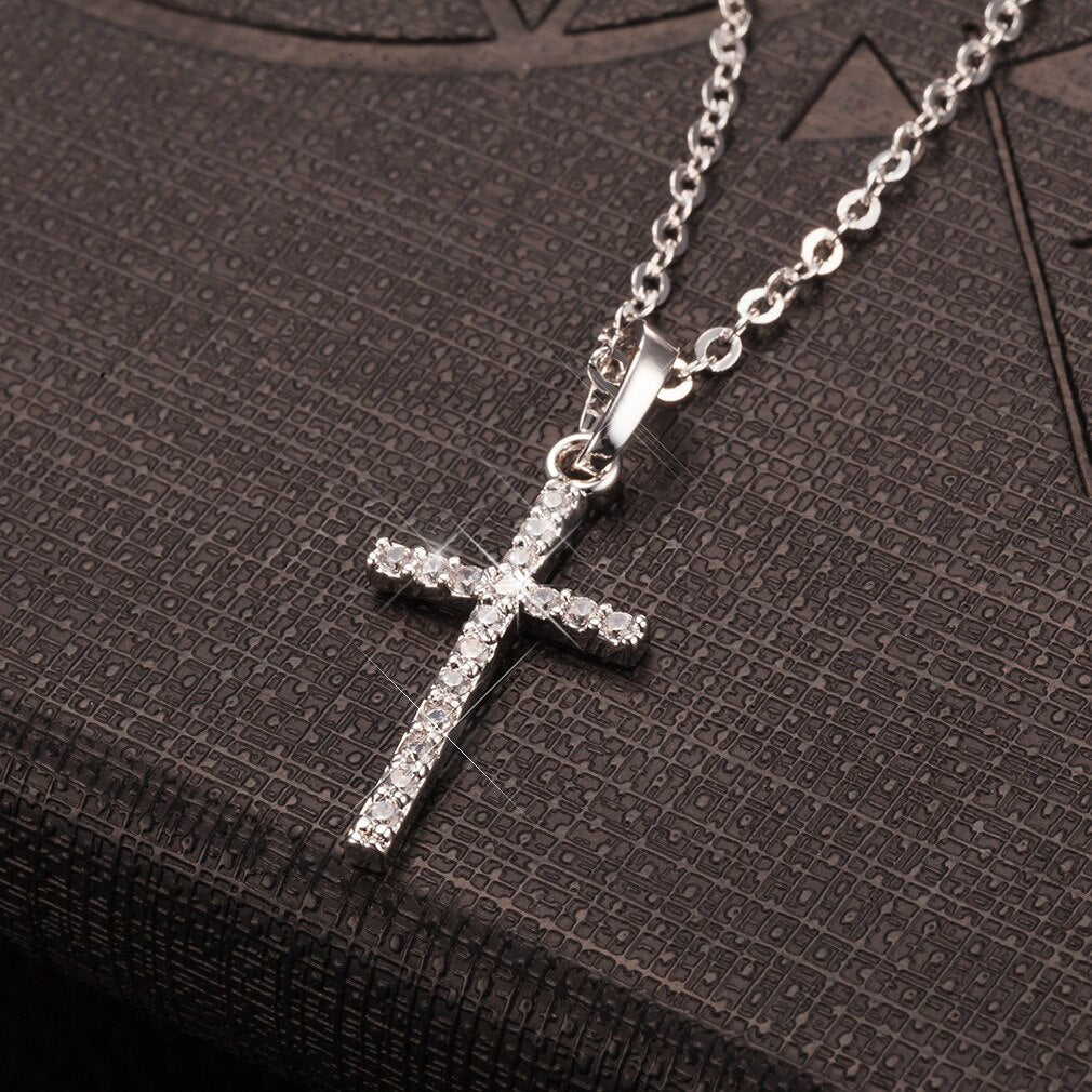 Female Cross Pendants Necklace Gold Color Crystal Jesus Cross Pendant Necklace For Women Jewelry For Men/Women