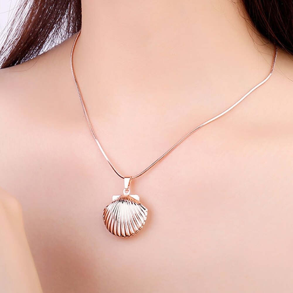 Gold Mermaid Shell Pendant Necklace For Woman  Gold Silivery Alloy Chain Choker Girlfriend Gifts Jewelry
