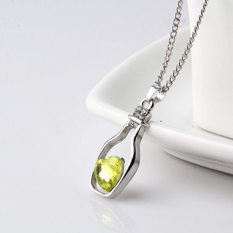 Fashion Heart In Bottle Crystal Necklace Women Metal Chain Rhinestone Silver Long Necklace Pendants Drift Jewelry Love Gift
