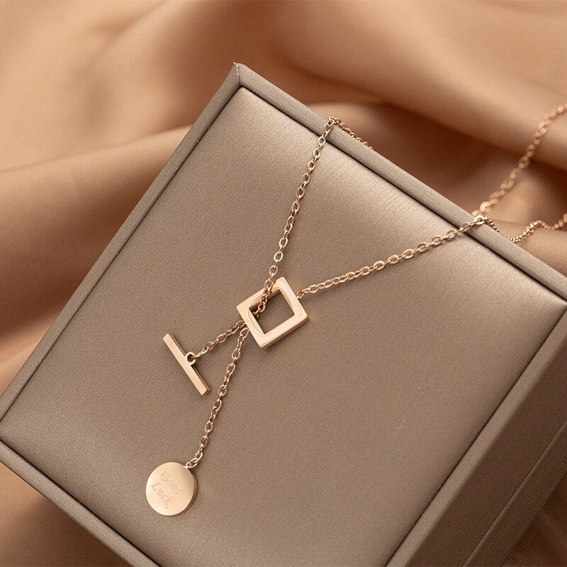 JewelryRose gold titanium steel necklace,Geometric disc titanium steel clavicle necklace,